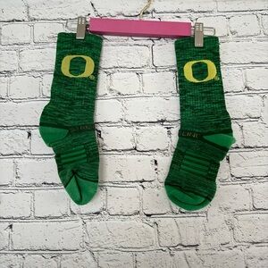 STRIDELINE. OREGON DUCKS graphic socks.